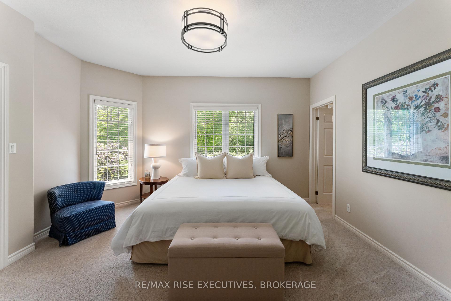 Photo 27 of 56 Fawn Brook Drive, Frontenac, Frontenac South — HOMEH