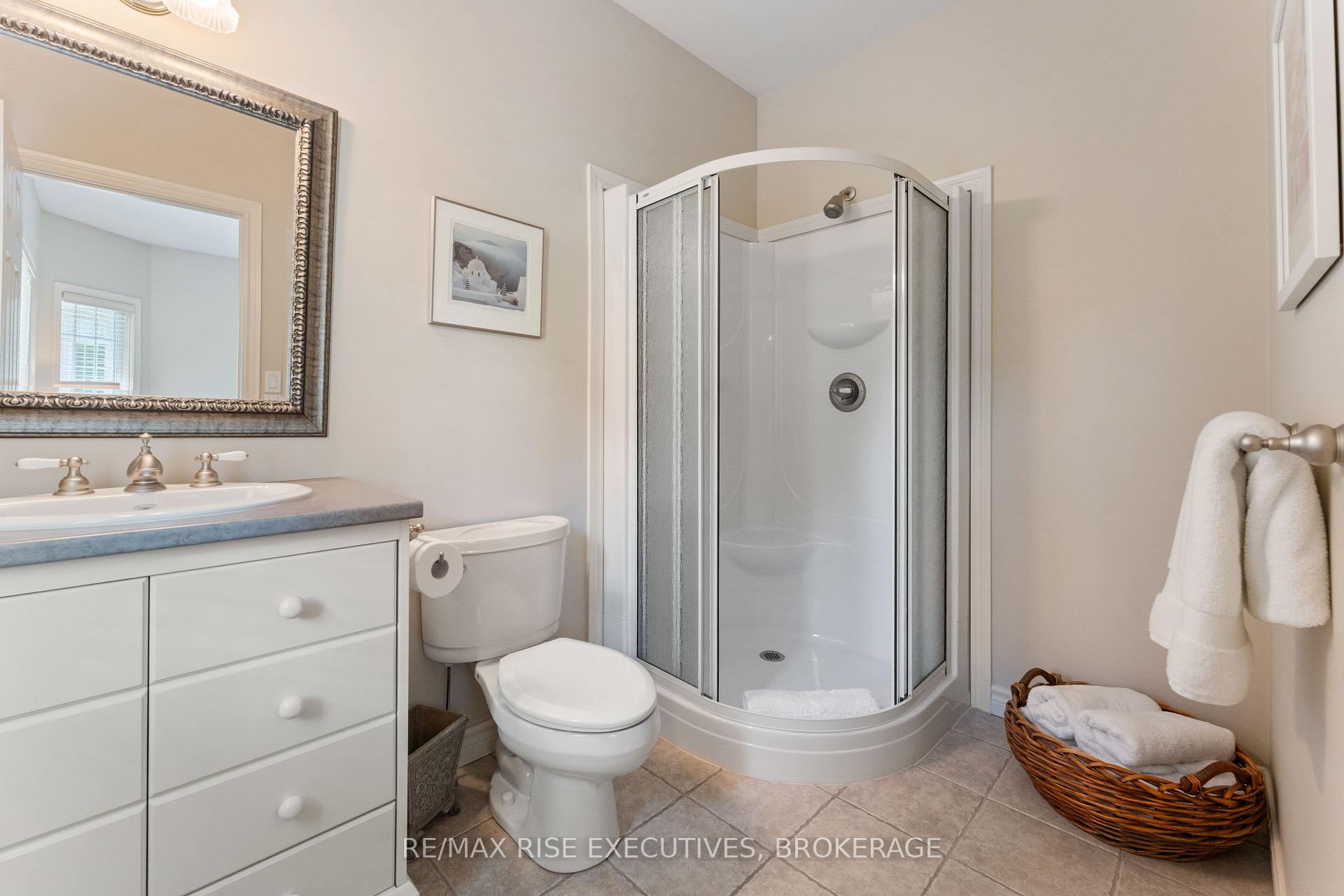 Photo 28 of 56 Fawn Brook Drive, Frontenac, Frontenac South — HOMEH