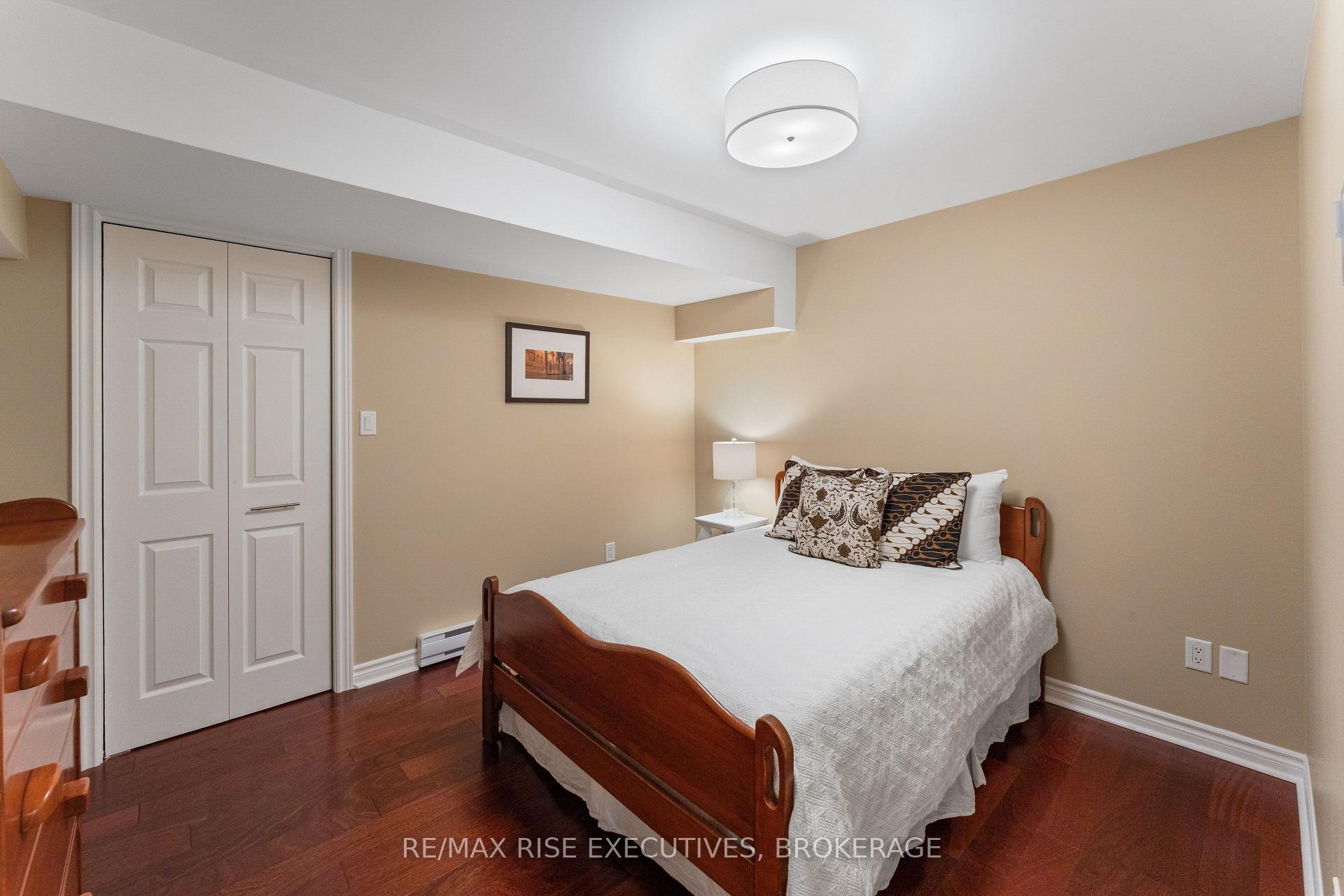 Photo 36 of 56 Fawn Brook Drive, Frontenac, Frontenac South — HOMEH