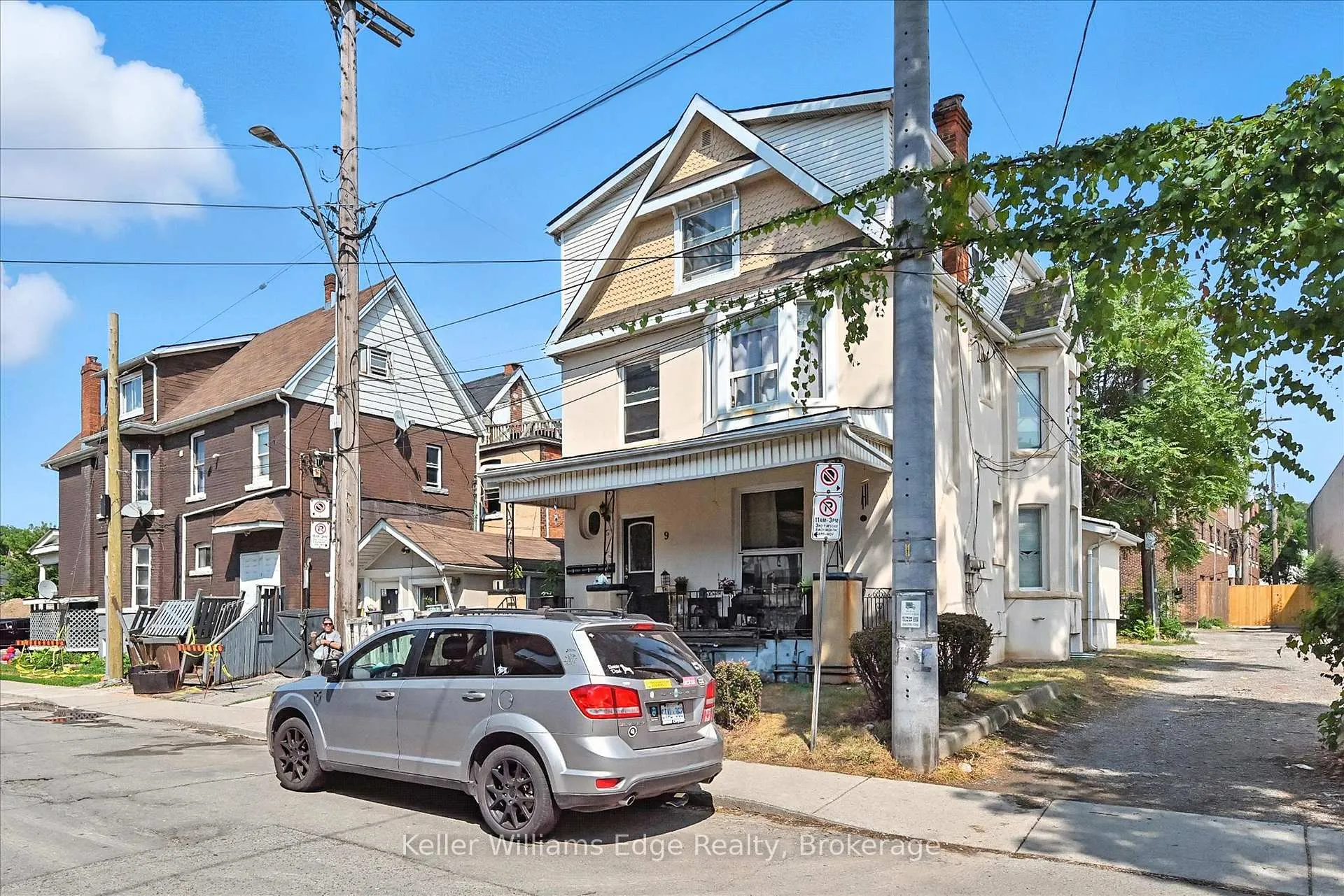 Photo 4 of 9 Tisdale Street S, Hamilton, Landsdale — HOMEH