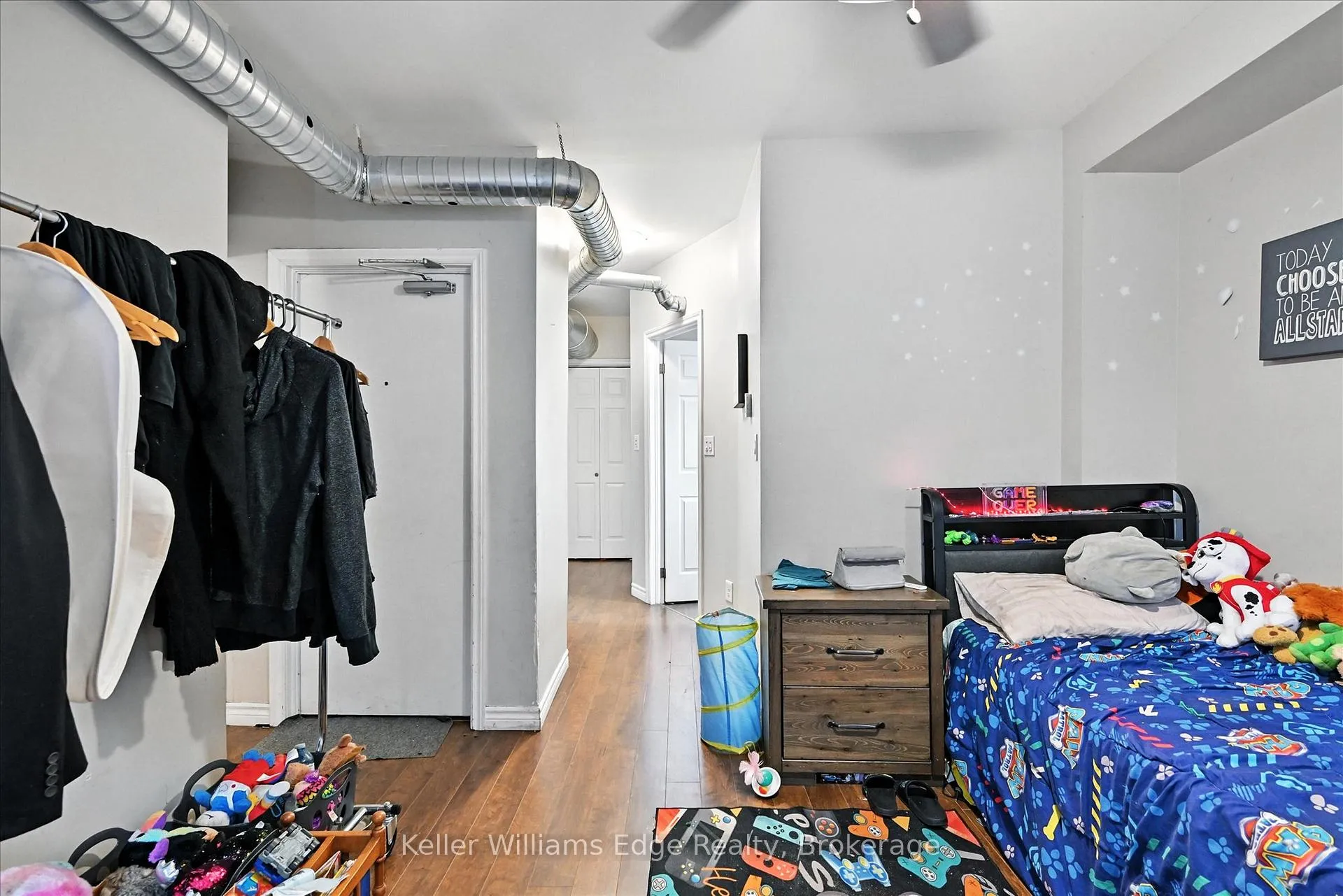 Photo 9 of 9 Tisdale Street S, Hamilton, Landsdale — HOMEH