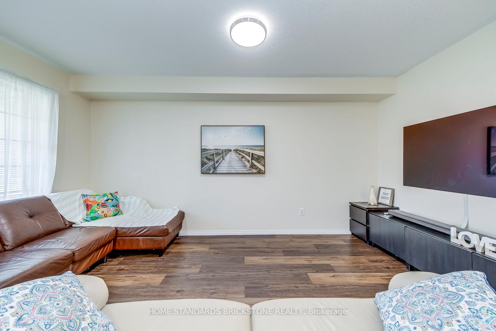 Photo 18 of 36 Trevino Circle, Barrie, 400 North — HOMEH