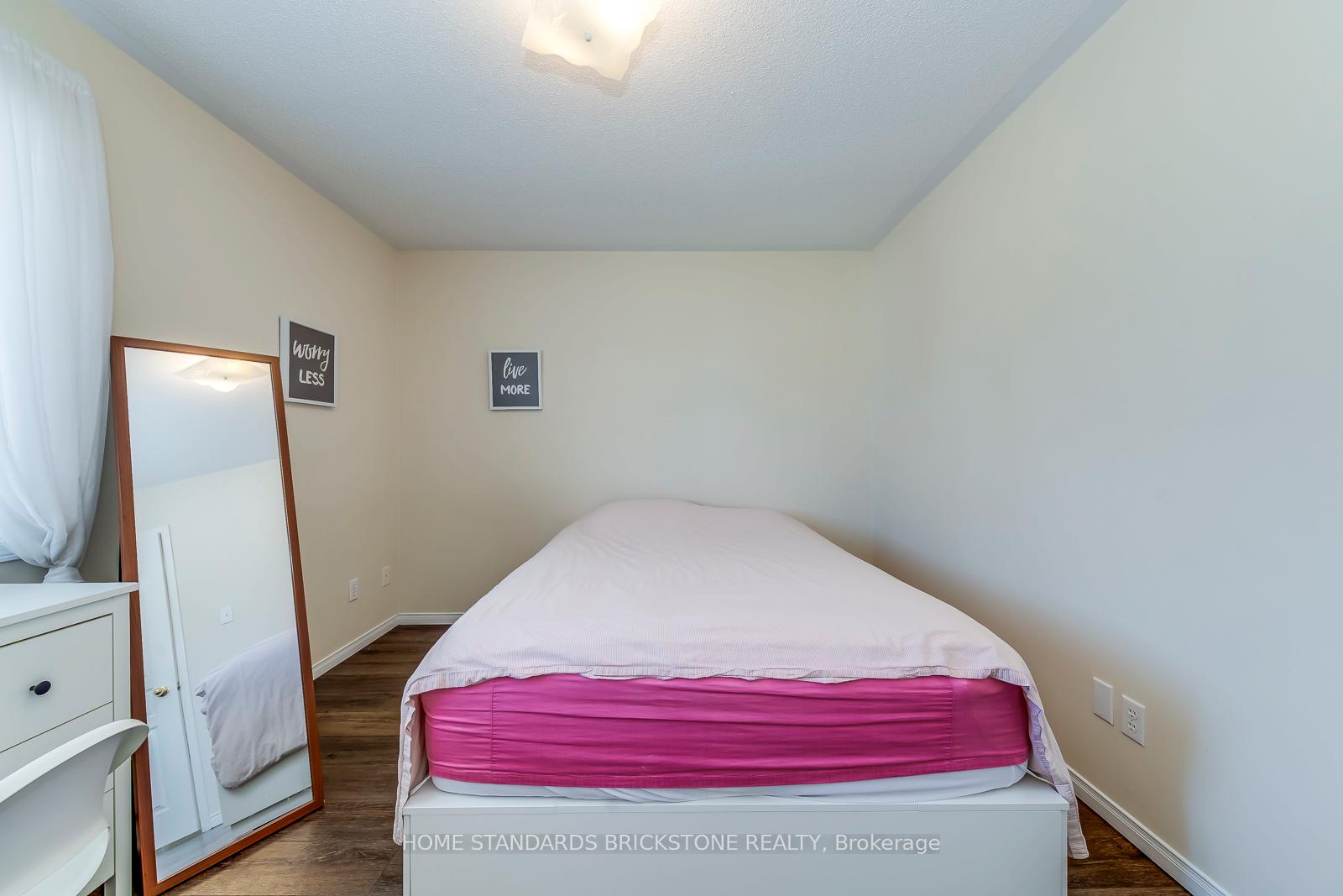 Photo 14 of 36 Trevino Circle, Barrie, 400 North — HOMEH