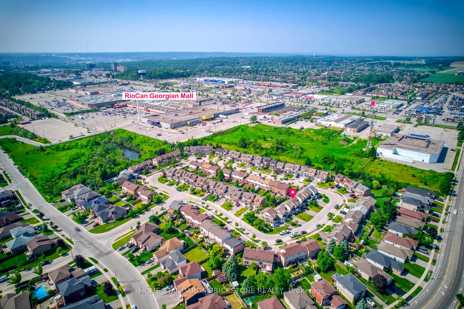 Photo 41 of 36 Trevino Circle, Barrie, 400 North — HOMEH