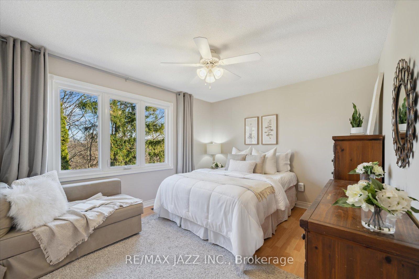 Photo 24 of 19 Valleycrest Drive, Clarington, Courtice — HOMEH
