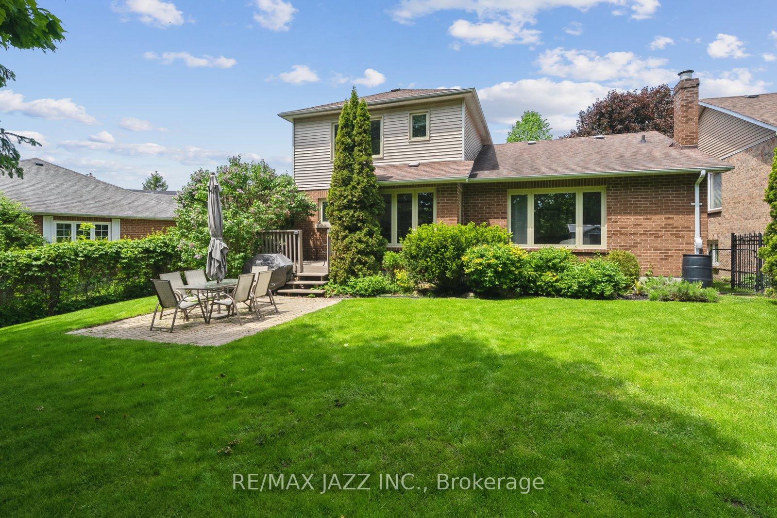 Photo 43 of 19 Valleycrest Drive, Clarington, Courtice — HOMEH