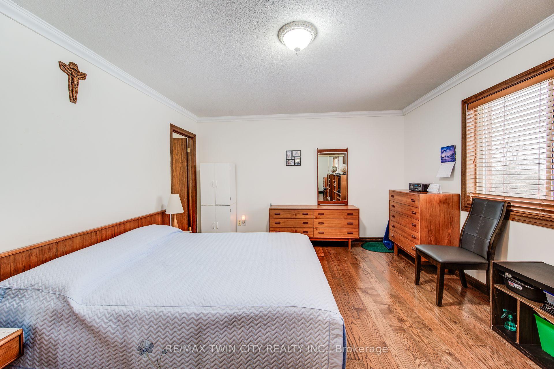 Photo 6 of 48 Wayne Avenue, Cambridge — HOMEH