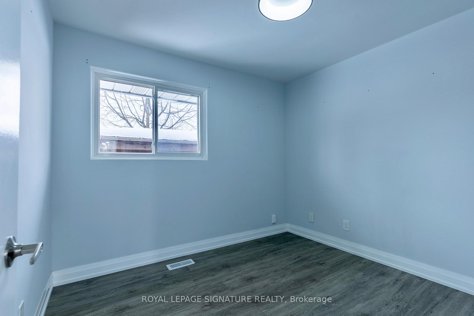Photo 12 of 39 Stevens Crescent, Halton Hills, Georgetown — HOMEH