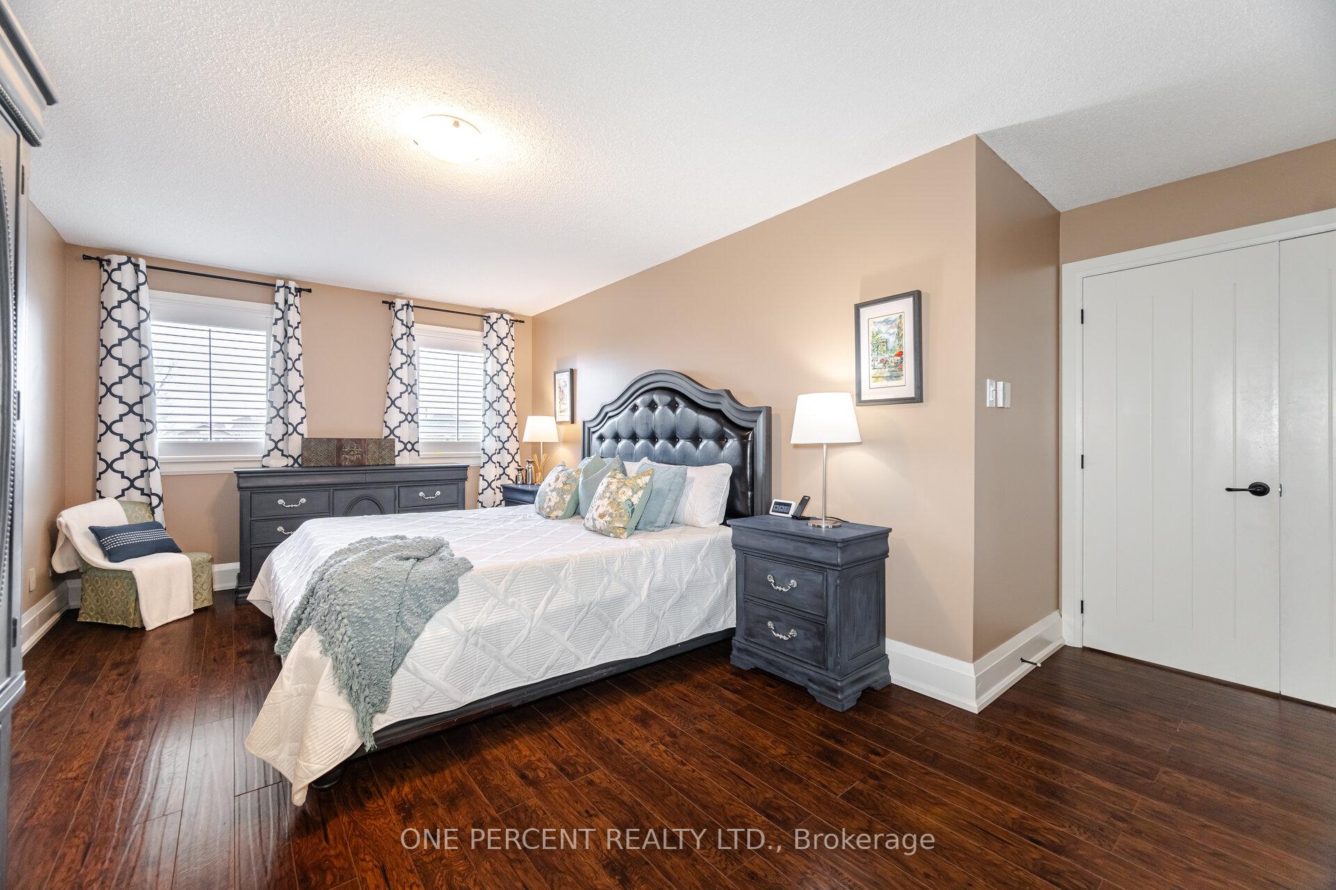 Photo 19 of 5 Bowes Court, Caledon, Bolton West — HOMEH