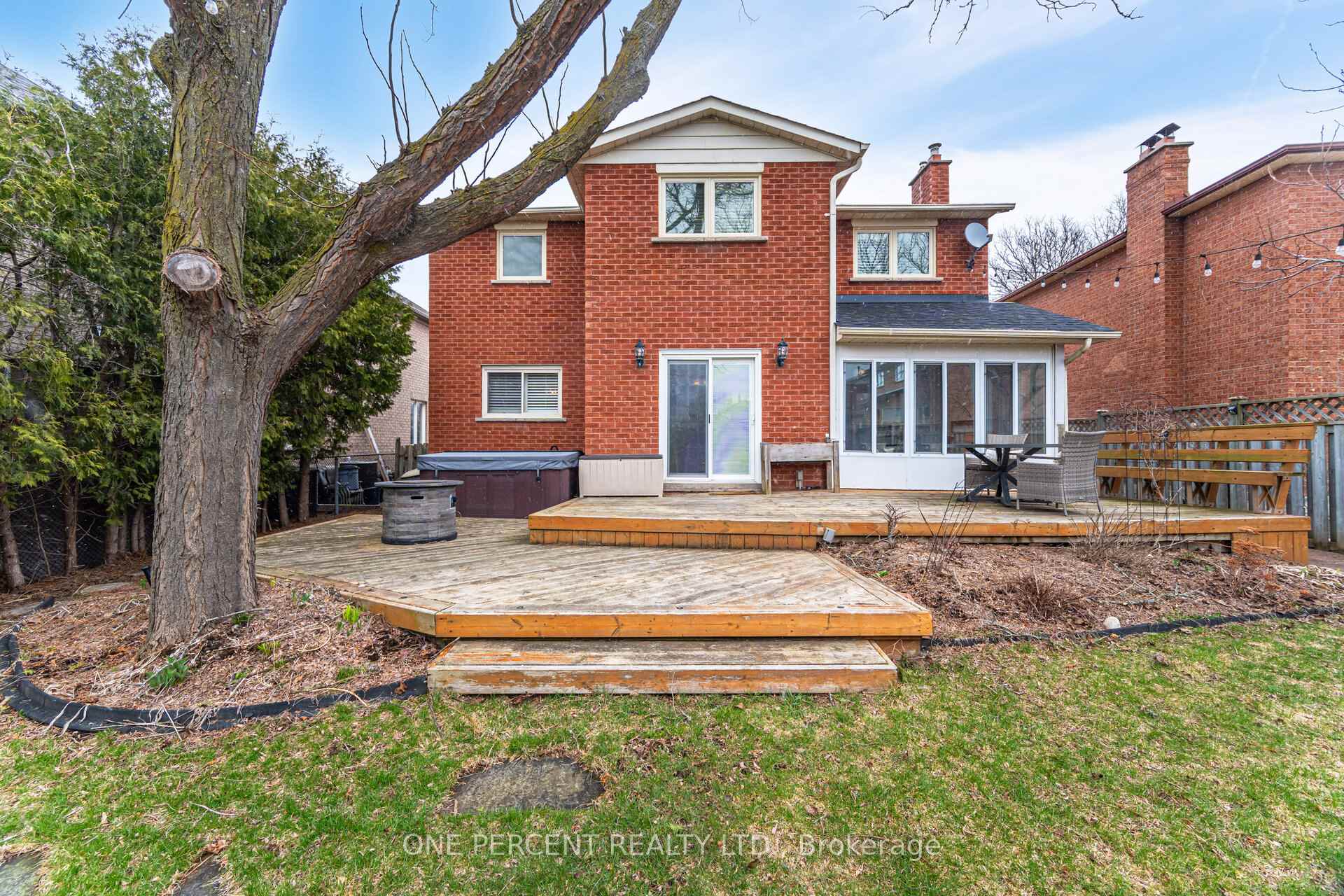Photo 38 of 5 Bowes Court, Caledon, Bolton West — HOMEH