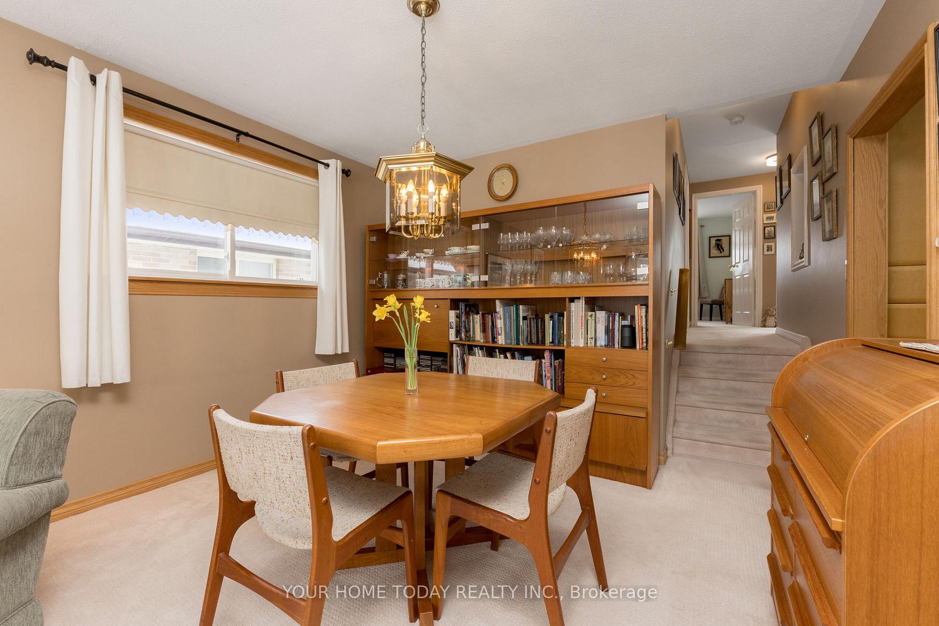 Photo 16 of 78 Marilyn Crescent, Halton Hills, Georgetown — HOMEH