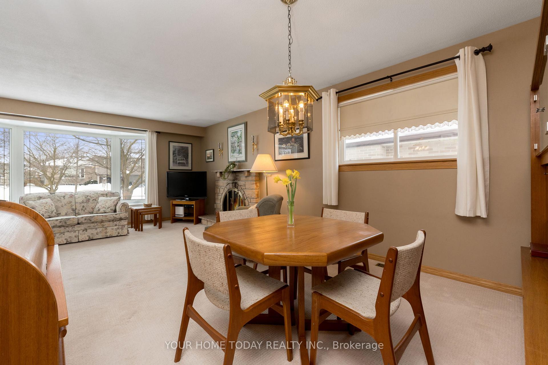Photo 17 of 78 Marilyn Crescent, Halton Hills, Georgetown — HOMEH