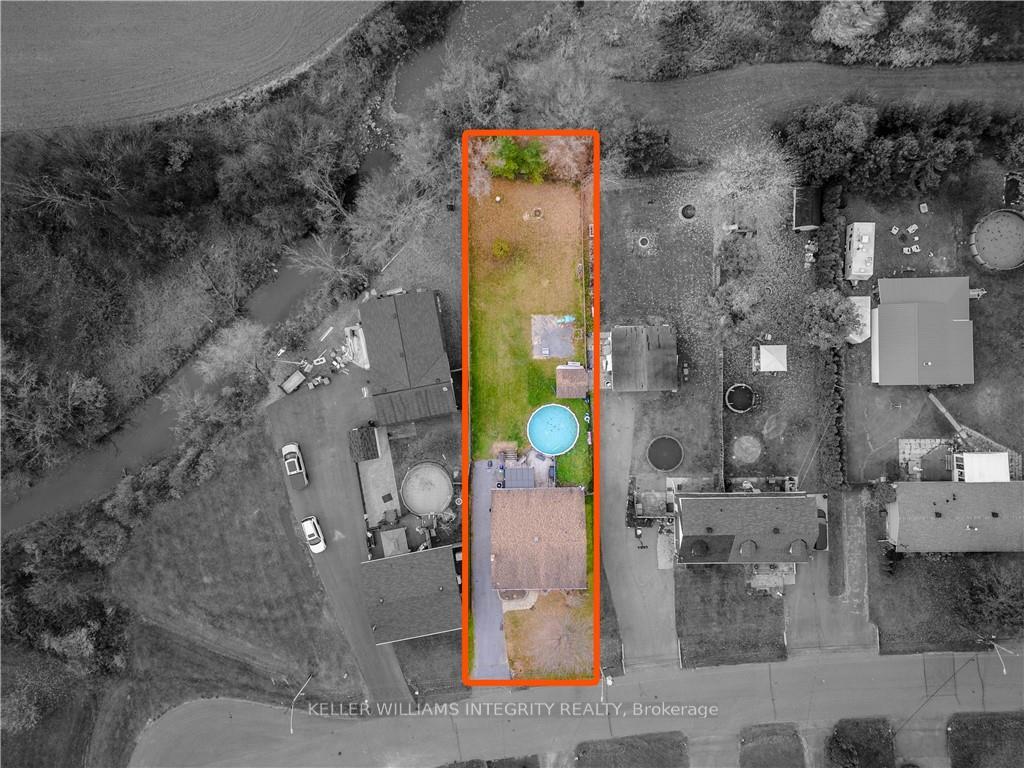 Photo 4 of 2402 Edgar Street, Cornwall — HOMEH