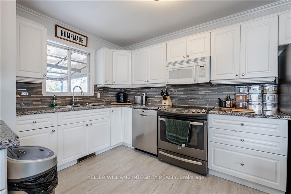 Photo 15 of 2402 Edgar Street, Cornwall — HOMEH