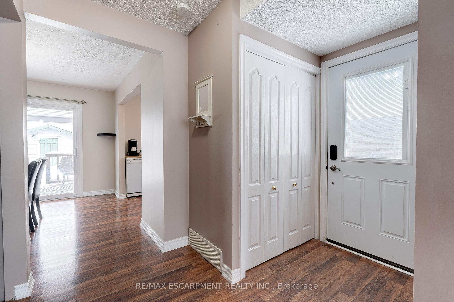 Photo 25 of 138 Sekura Crescent, Cambridge — HOMEH
