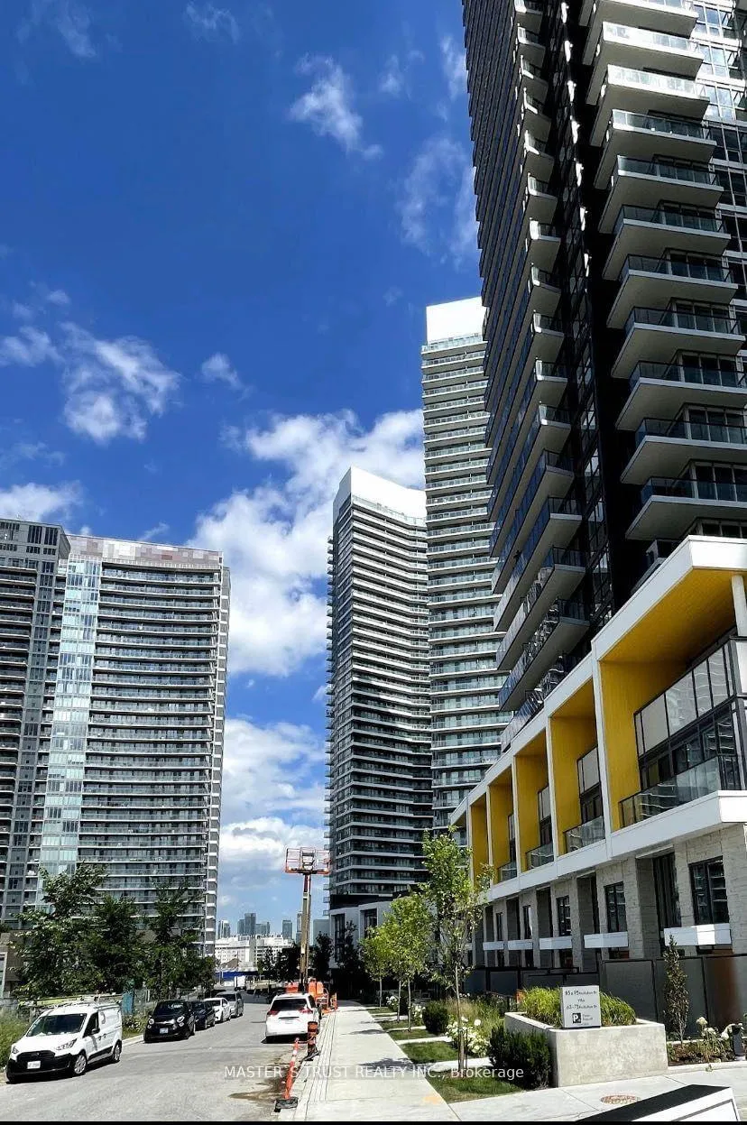 Front of Unit 2005, 95 McMahon Drive