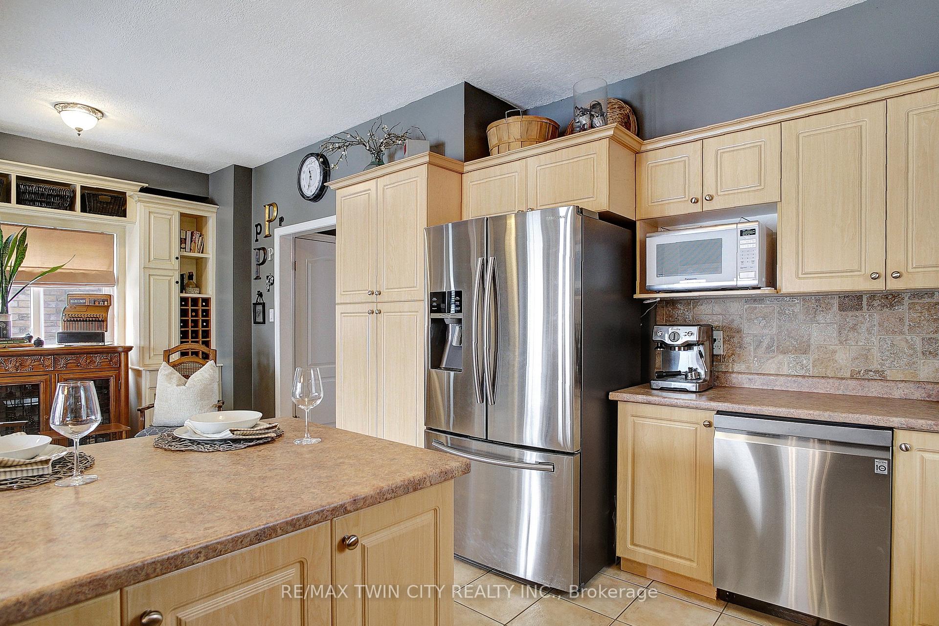 Photo 11 of 36 Haskell Road, Cambridge — HOMEH