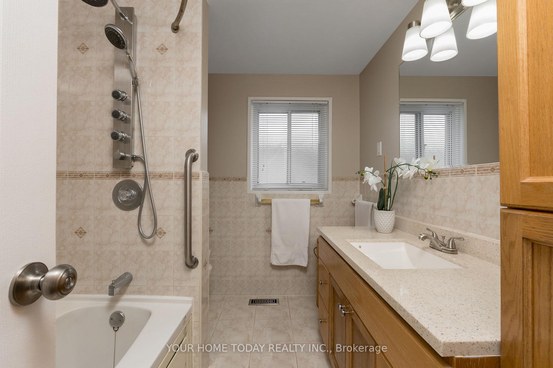 Photo 19 of 76 Marilyn Crescent, Halton Hills, Georgetown — HOMEH