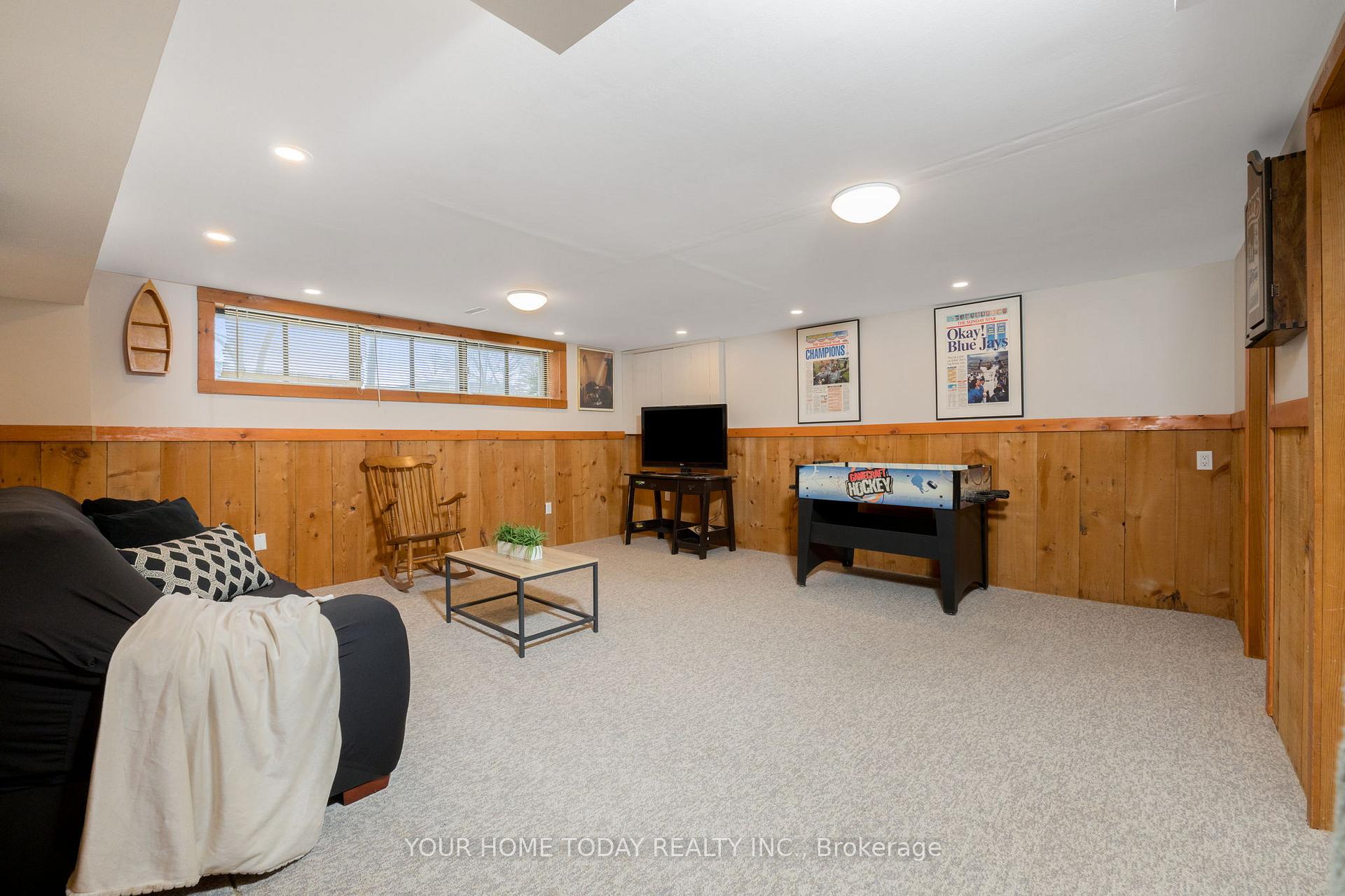 Photo 20 of 76 Marilyn Crescent, Halton Hills, Georgetown — HOMEH