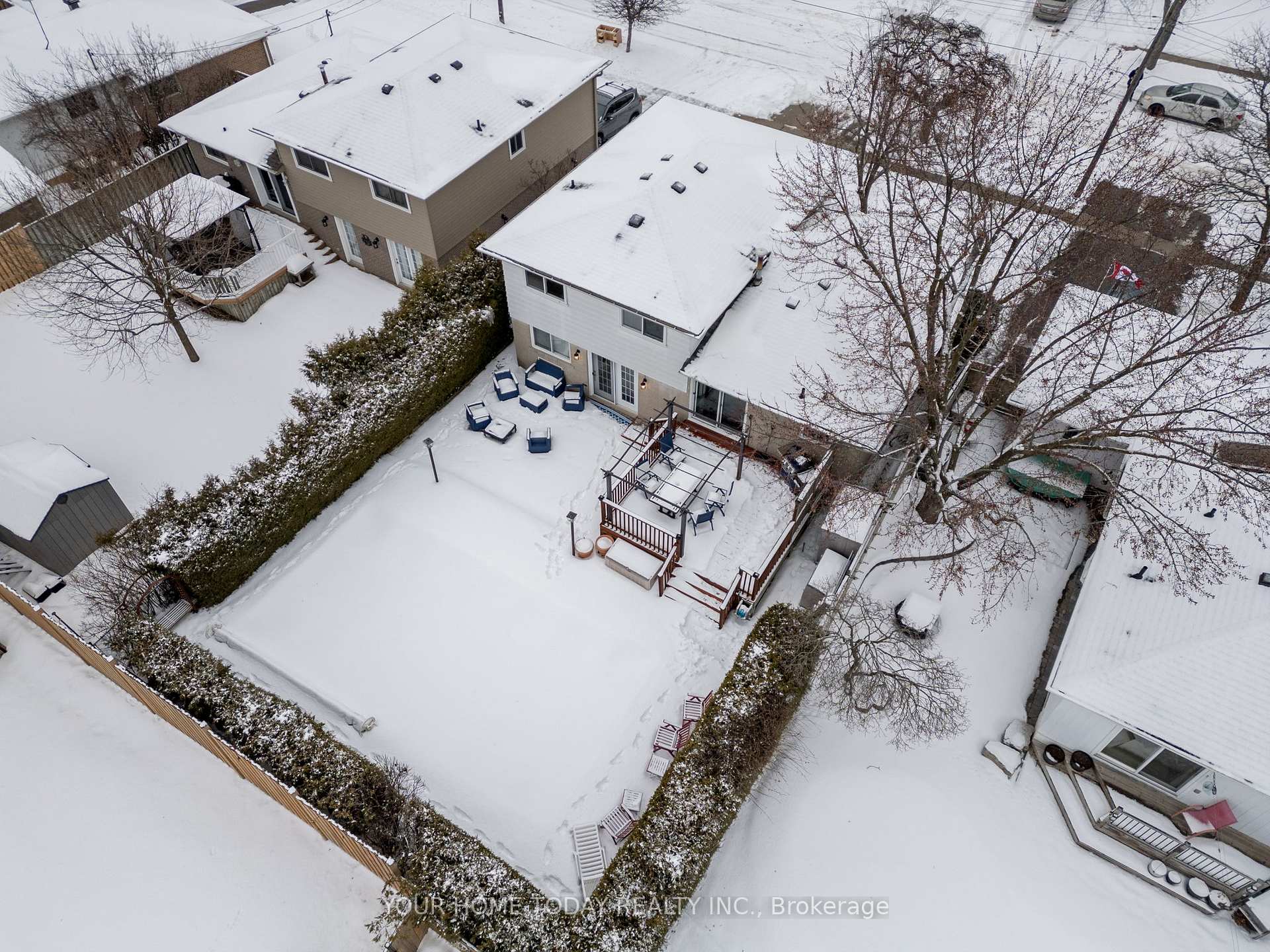 Photo 32 of 76 Marilyn Crescent, Halton Hills, Georgetown — HOMEH