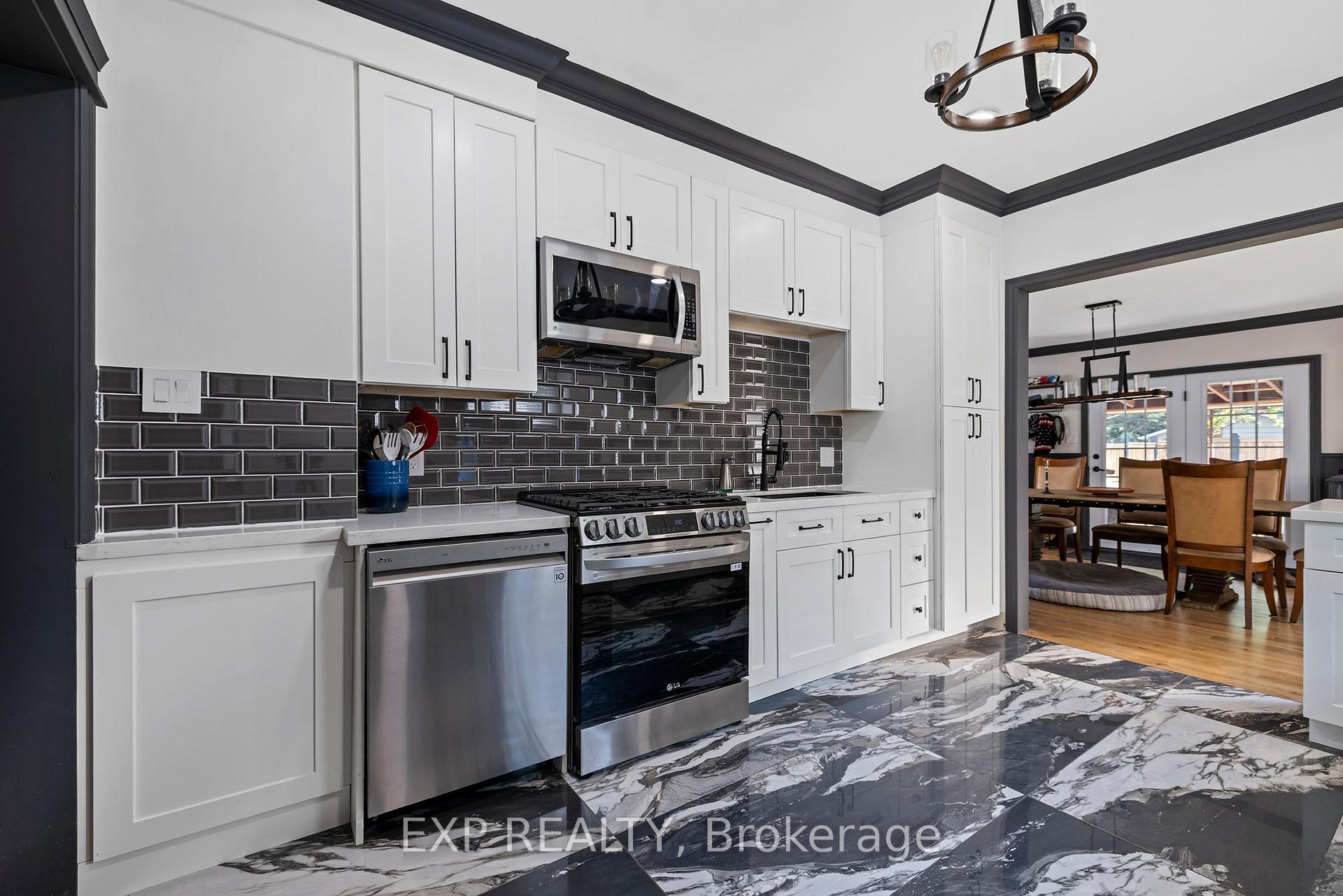Photo 7 of 20 Afton Avenue, Hamilton, Blakeley — HOMEH