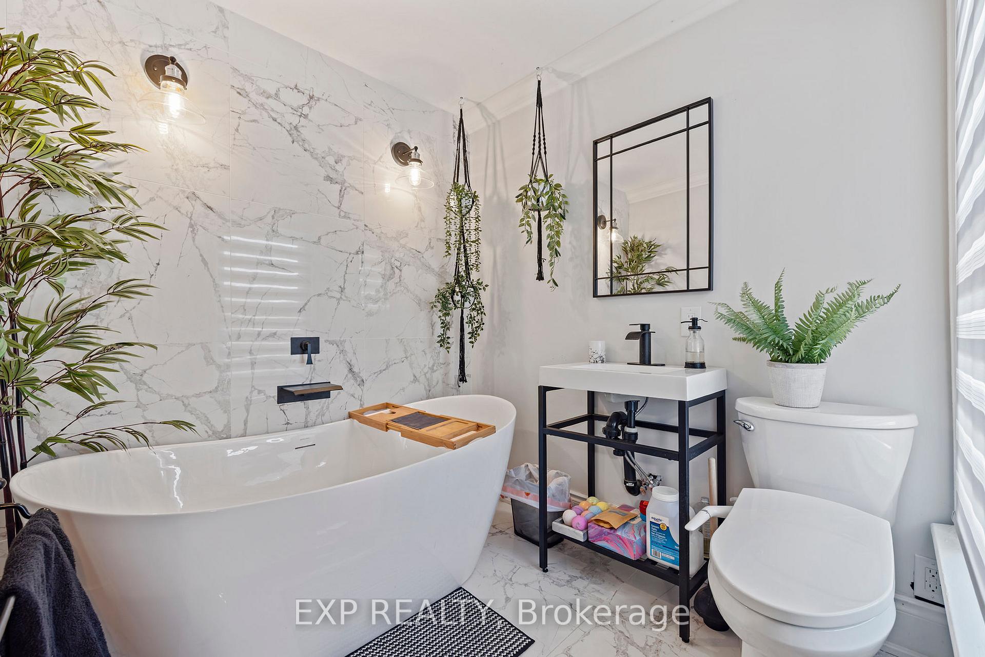 Photo 16 of 20 Afton Avenue, Hamilton, Blakeley — HOMEH
