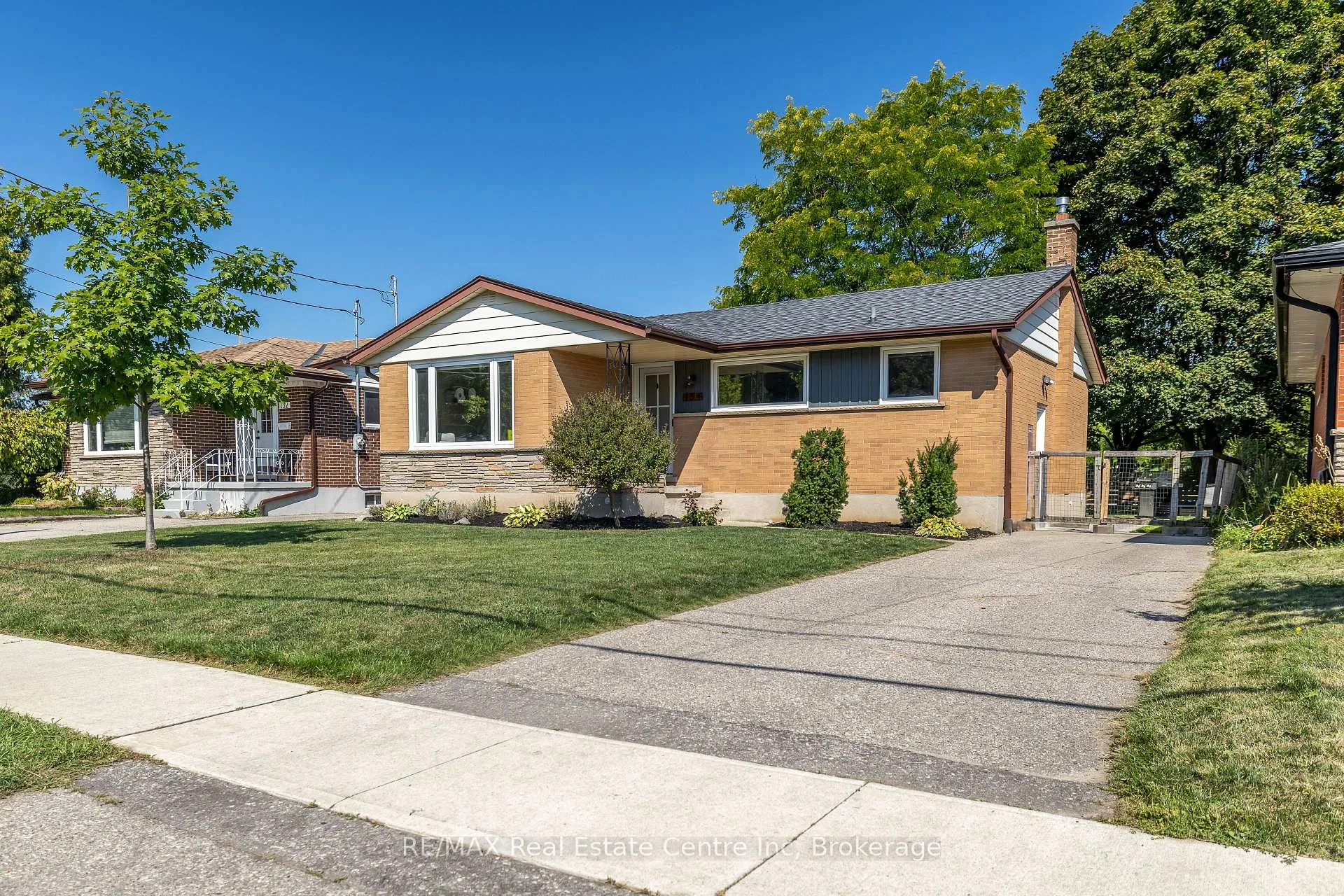 Photo 1 of 154 Waverley Drive, Guelph, Riverside Park — HOMEH