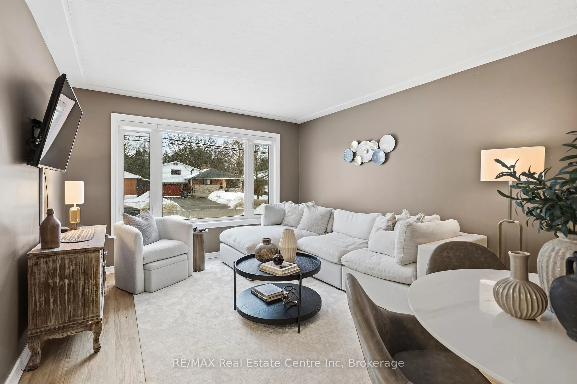 Photo 3 of 154 Waverley Drive, Guelph, Riverside Park — HOMEH