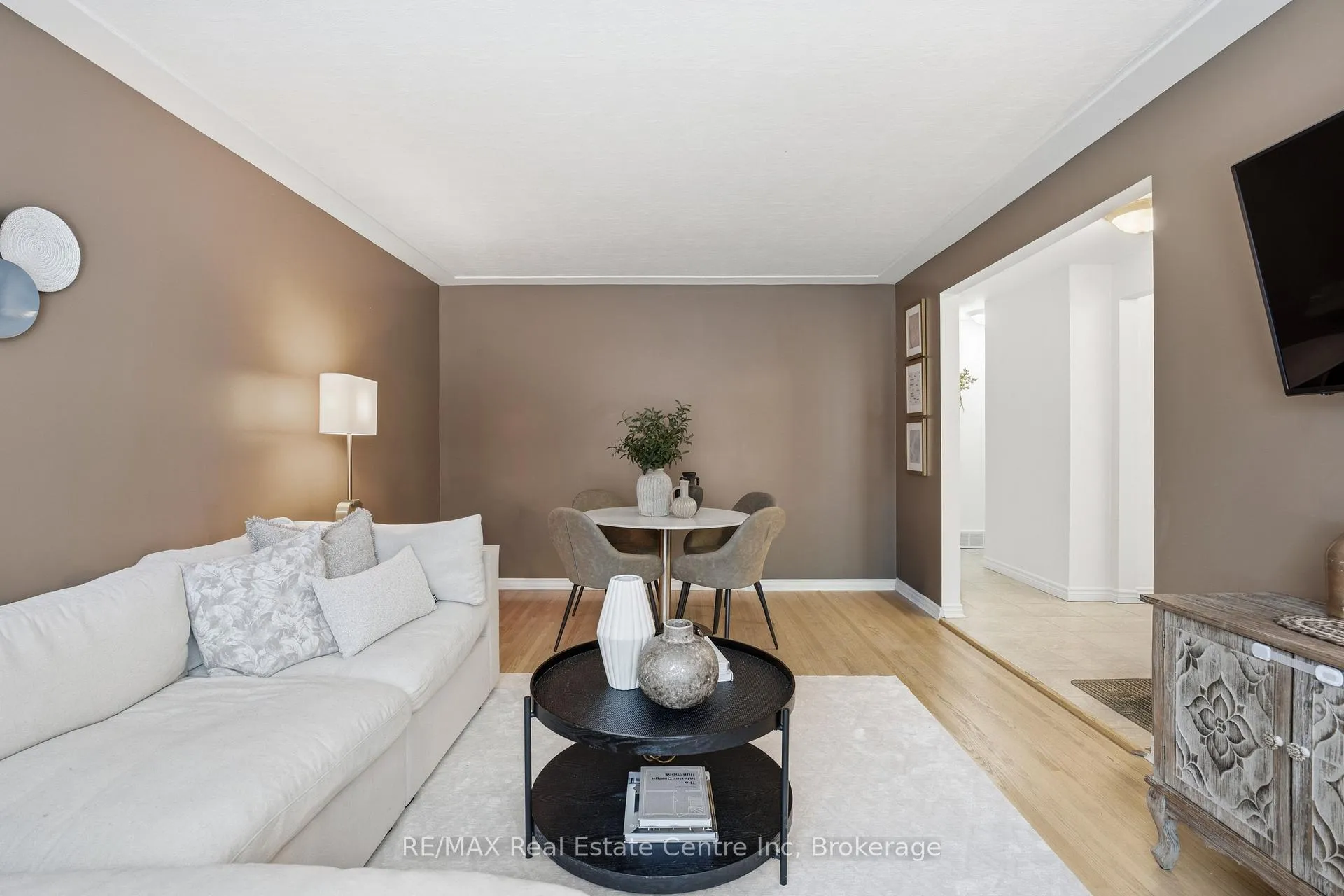 Photo 4 of 154 Waverley Drive, Guelph, Riverside Park — HOMEH