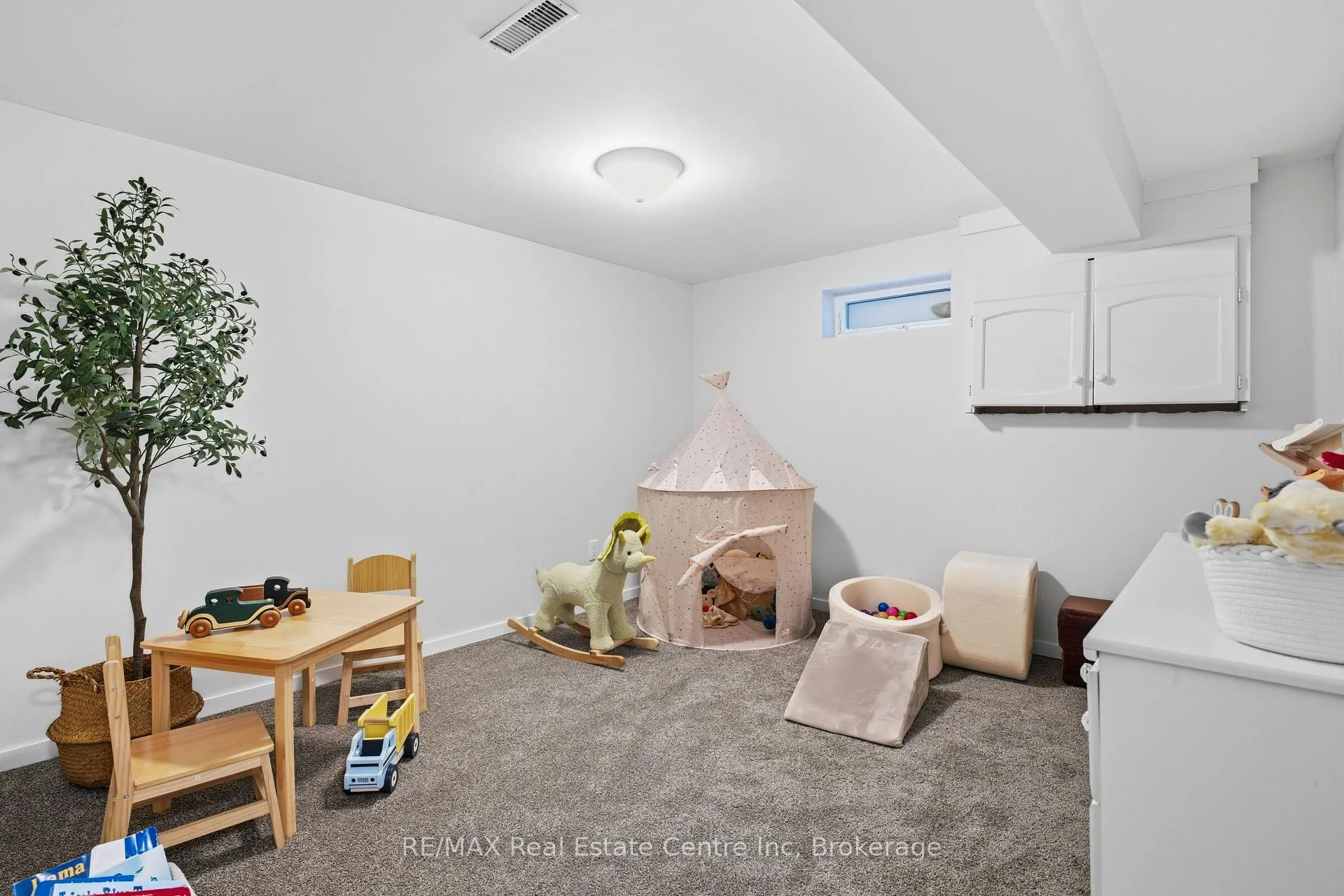 Photo 22 of 154 Waverley Drive, Guelph, Riverside Park — HOMEH