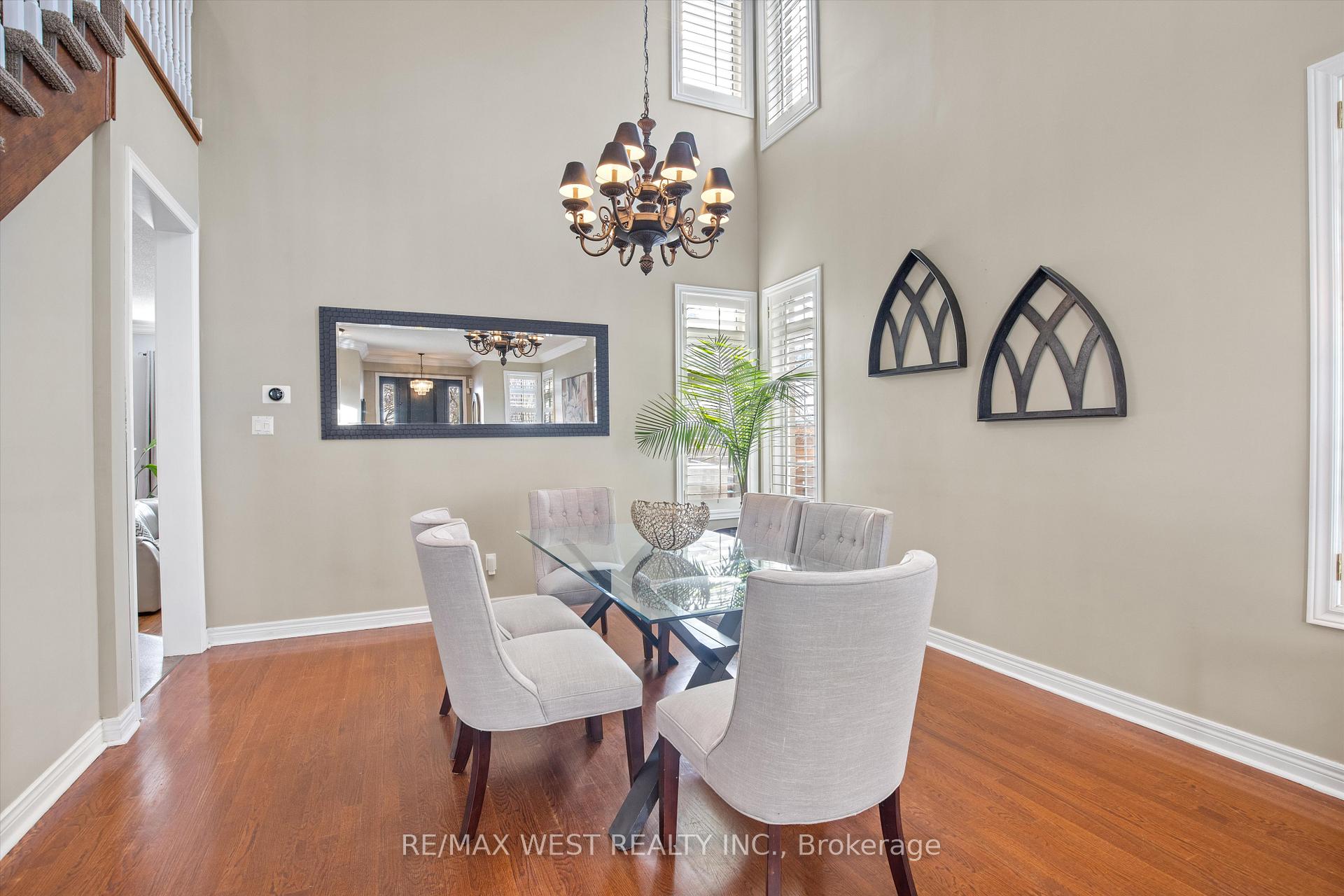 Photo 6 of 6 Robina Avenue, Halton Hills, Georgetown — HOMEH