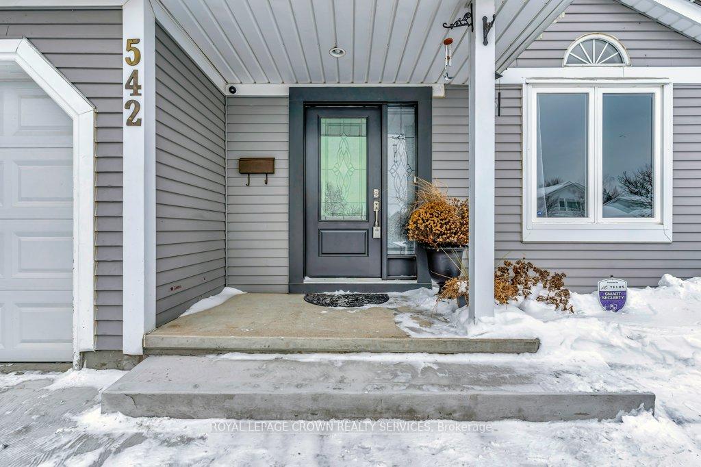 Photo 4 of 542 Trico Drive, Cambridge — HOMEH