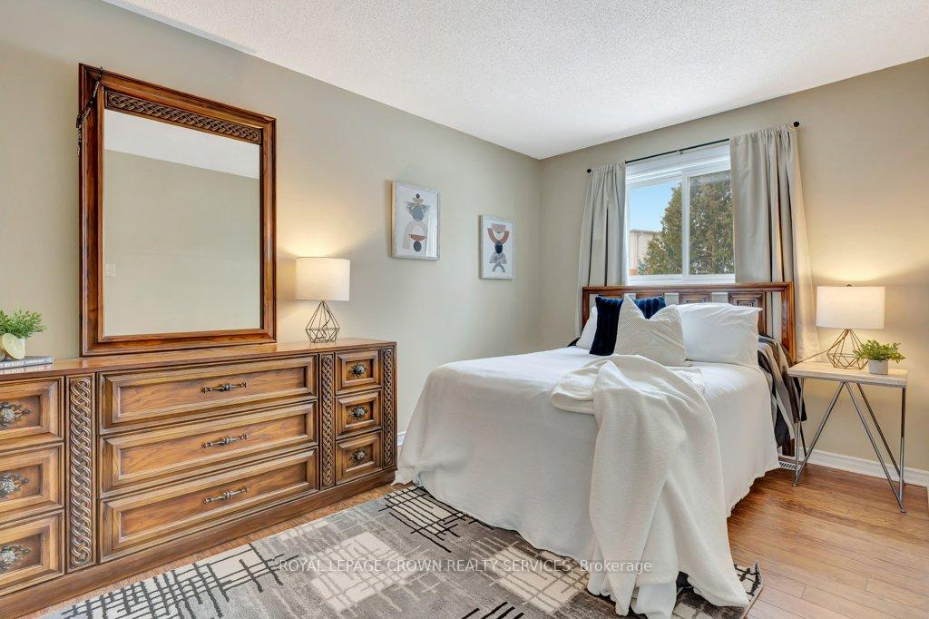 Photo 24 of 542 Trico Drive, Cambridge — HOMEH