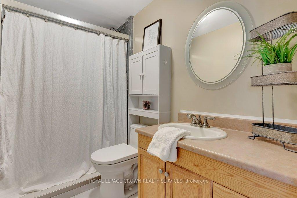 Photo 31 of 542 Trico Drive, Cambridge — HOMEH