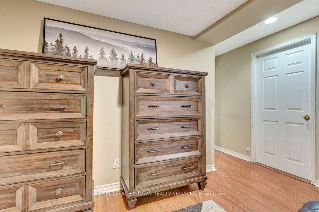 Photo 34 of 542 Trico Drive, Cambridge — HOMEH