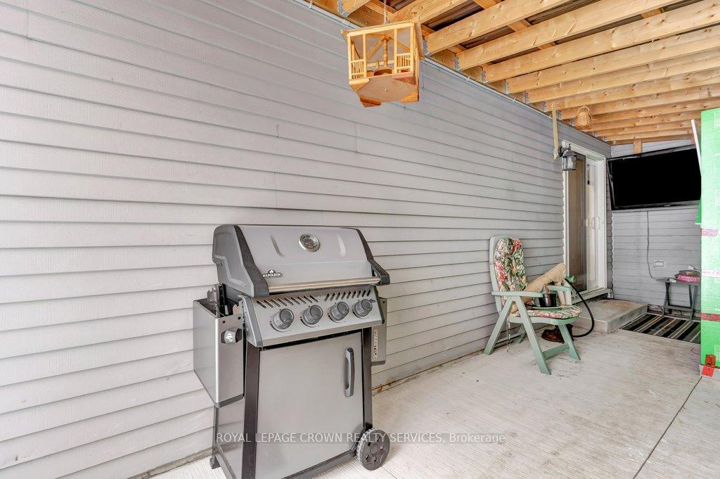 Photo 36 of 542 Trico Drive, Cambridge — HOMEH