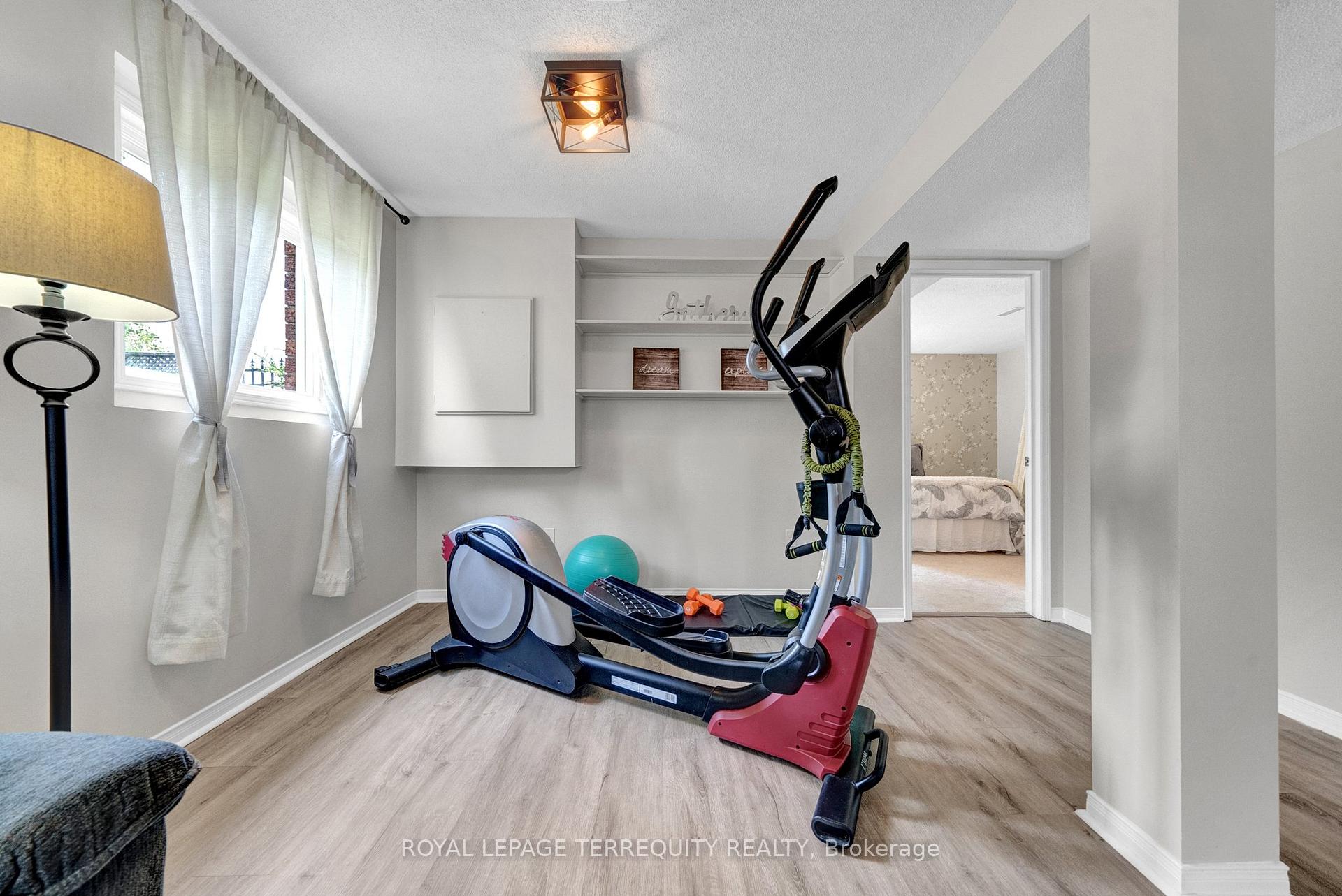 Photo 20 of 20 Abernethy Crescent, Clarington, Bowmanville — HOMEH