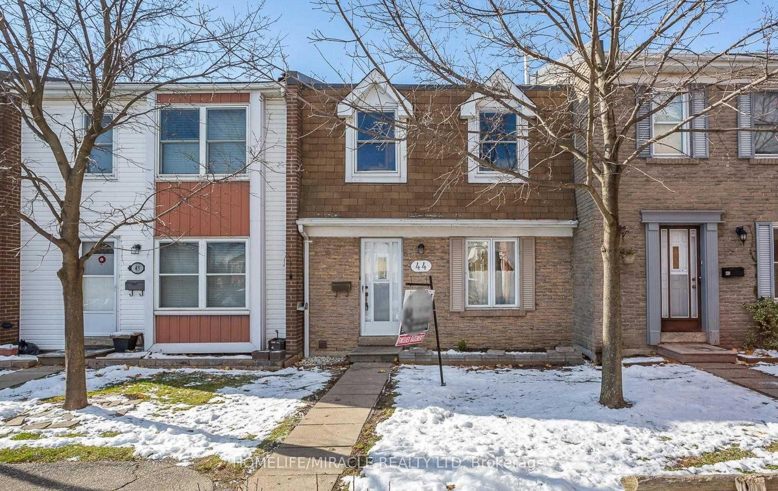 Photo 1 of Unit #44, 1020 Central Park Dr, Brampton, Northgate — HOMEH