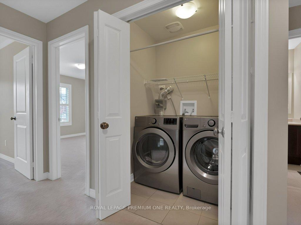 Photo 26 of 11 Mccardy Court, Caledon, Caledon East — HOMEH