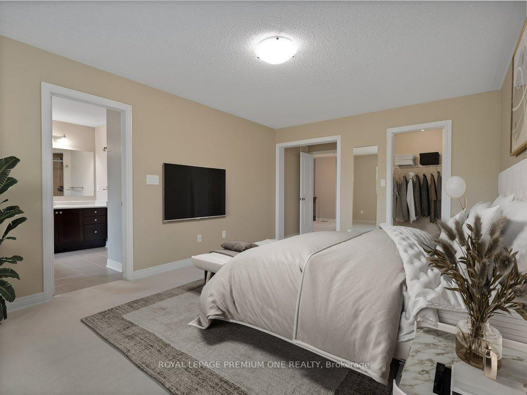 Photo 8 of 11 Mccardy Court, Caledon, Caledon East — HOMEH
