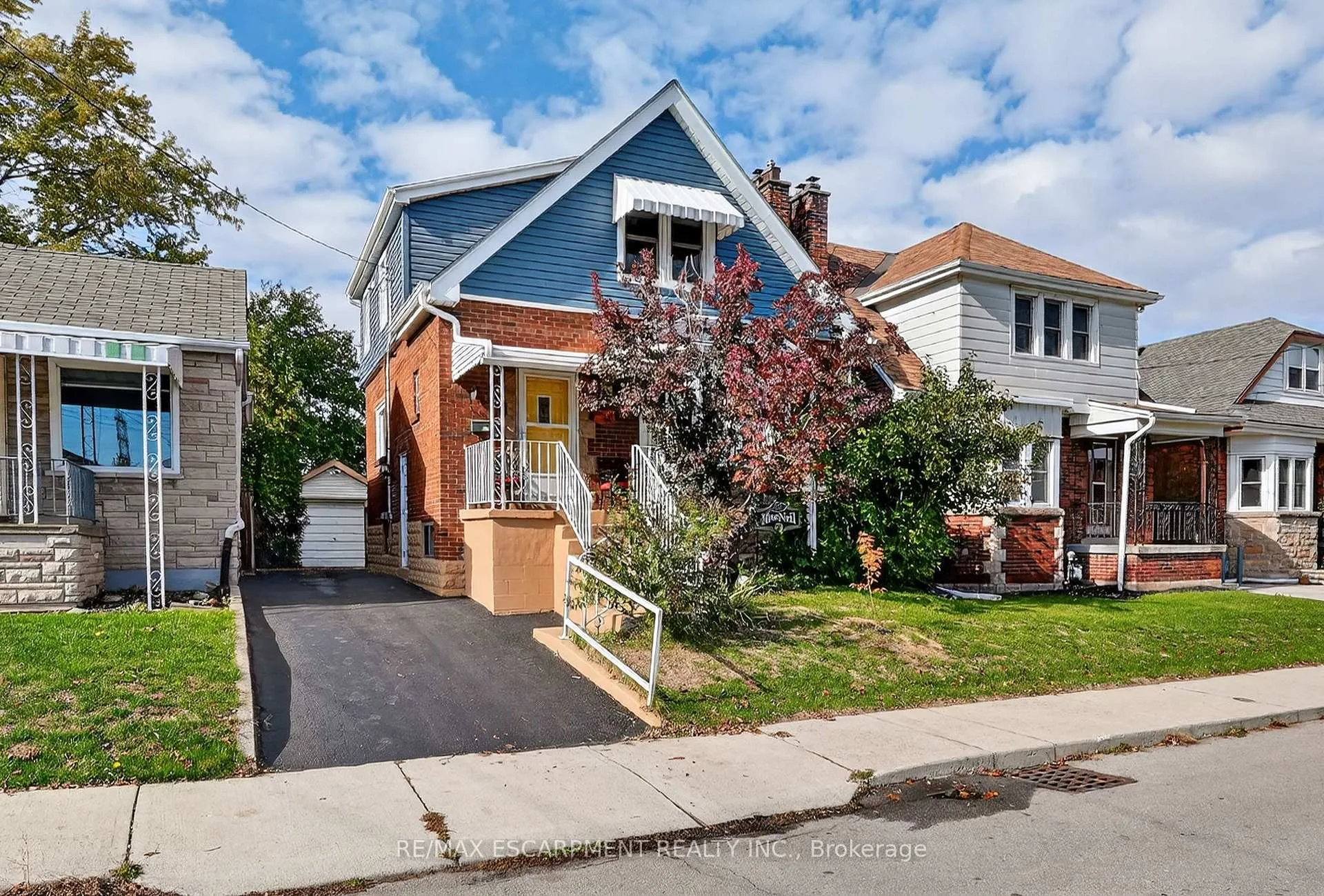 Photo 1 of 46 Weir Street S, Hamilton, Bartonville — HOMEH