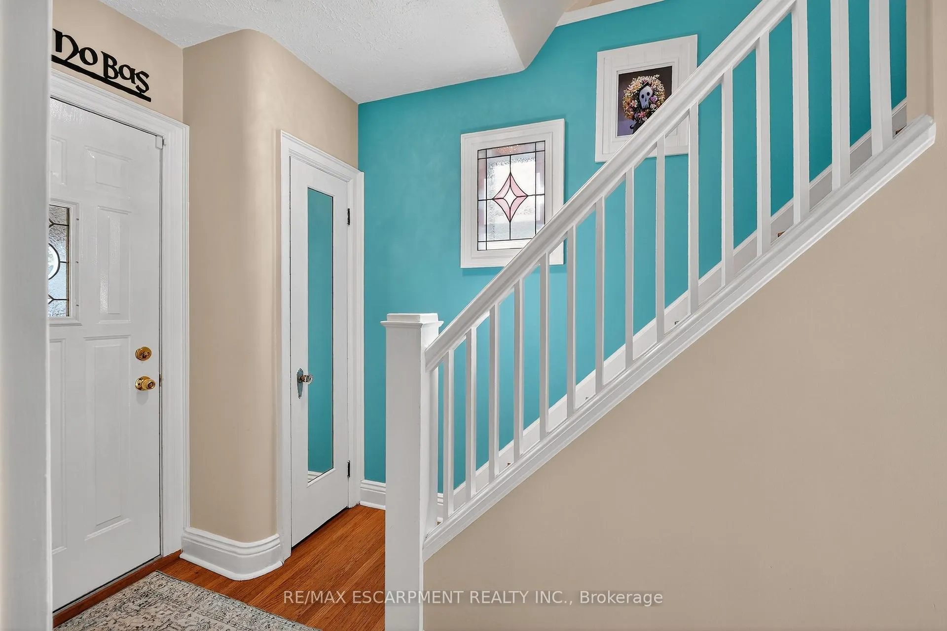 Photo 11 of 46 Weir Street S, Hamilton, Bartonville — HOMEH