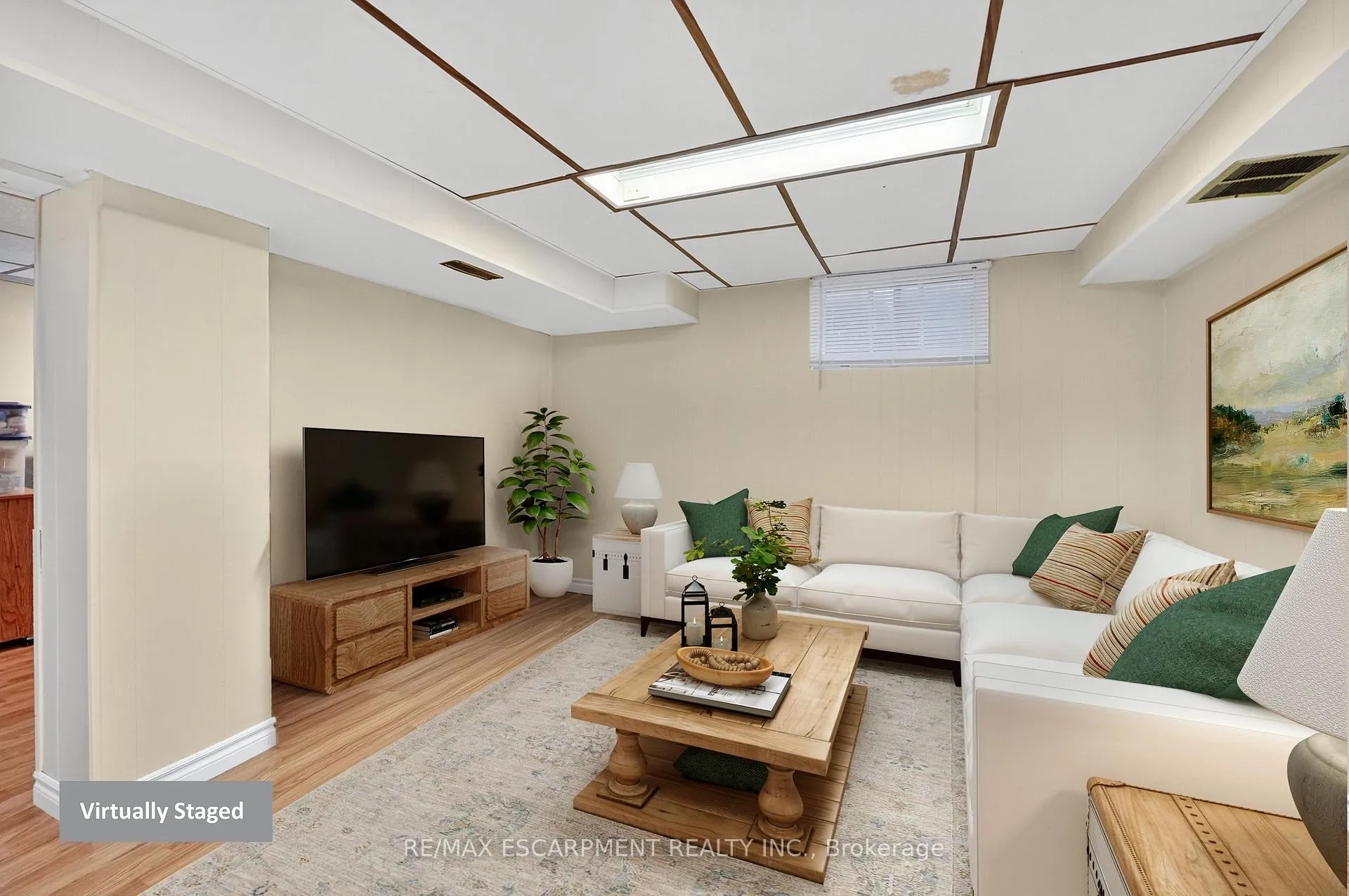Photo 19 of 46 Weir Street S, Hamilton, Bartonville — HOMEH