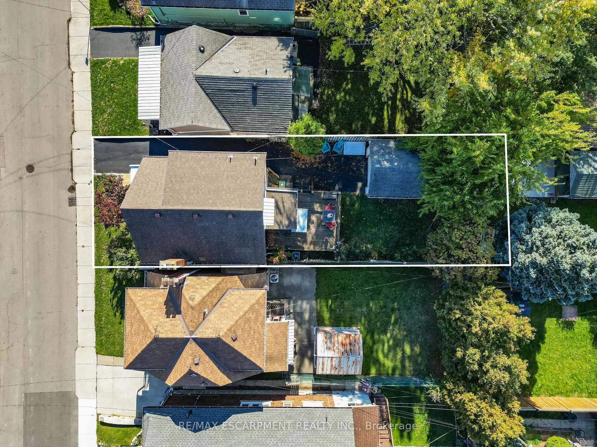 Photo 27 of 46 Weir Street S, Hamilton, Bartonville — HOMEH