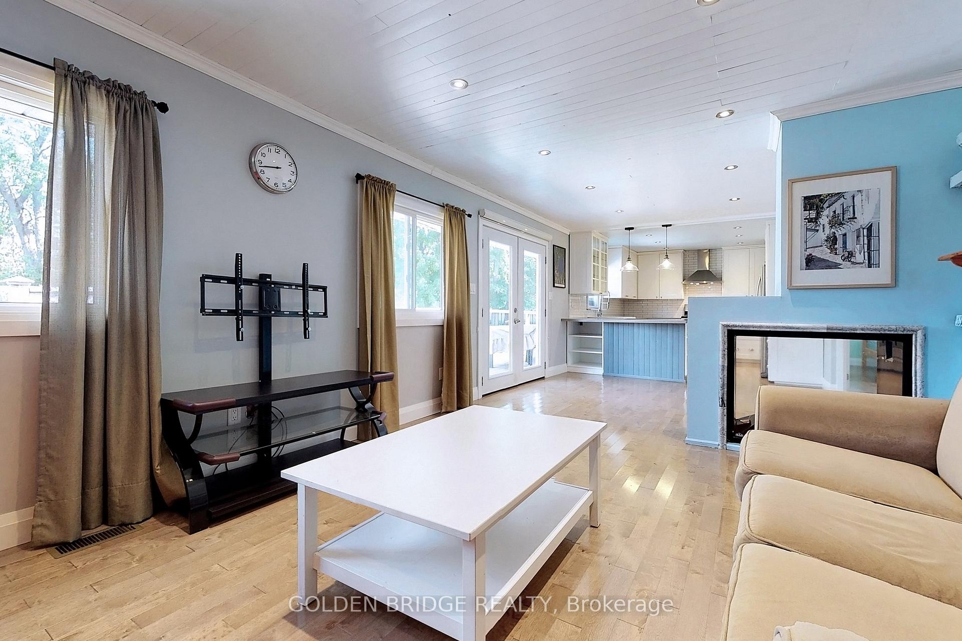 Photo 4 of 196 S Channel Drive, Georgina, Keswick North — HOMEH