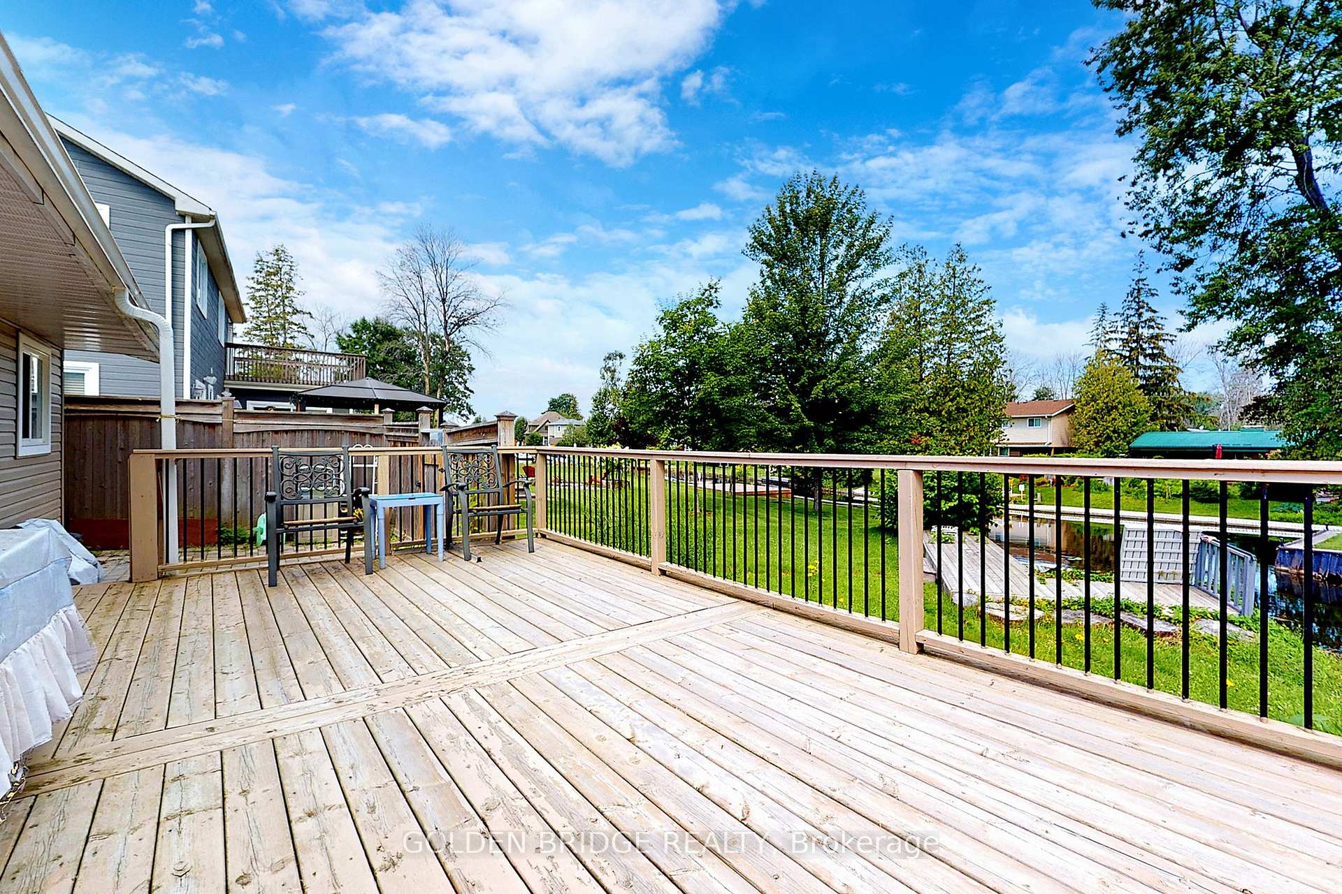 Photo 25 of 196 S Channel Drive, Georgina, Keswick North — HOMEH