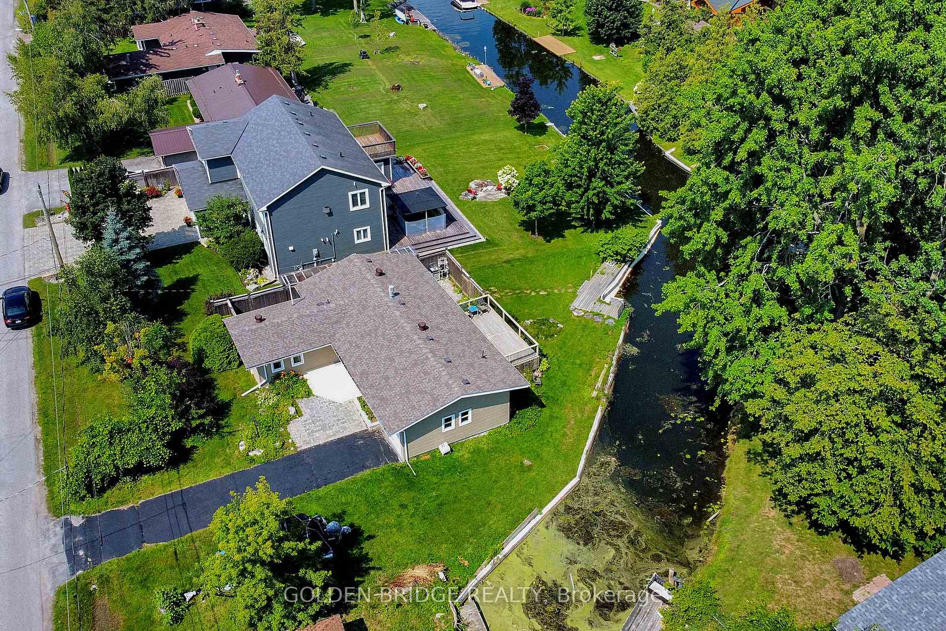 Photo 32 of 196 S Channel Drive, Georgina, Keswick North — HOMEH