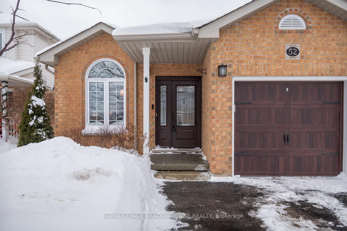 Photo 2 of 52 Beardmore Crescent, Halton Hills, Acton — HOMEH