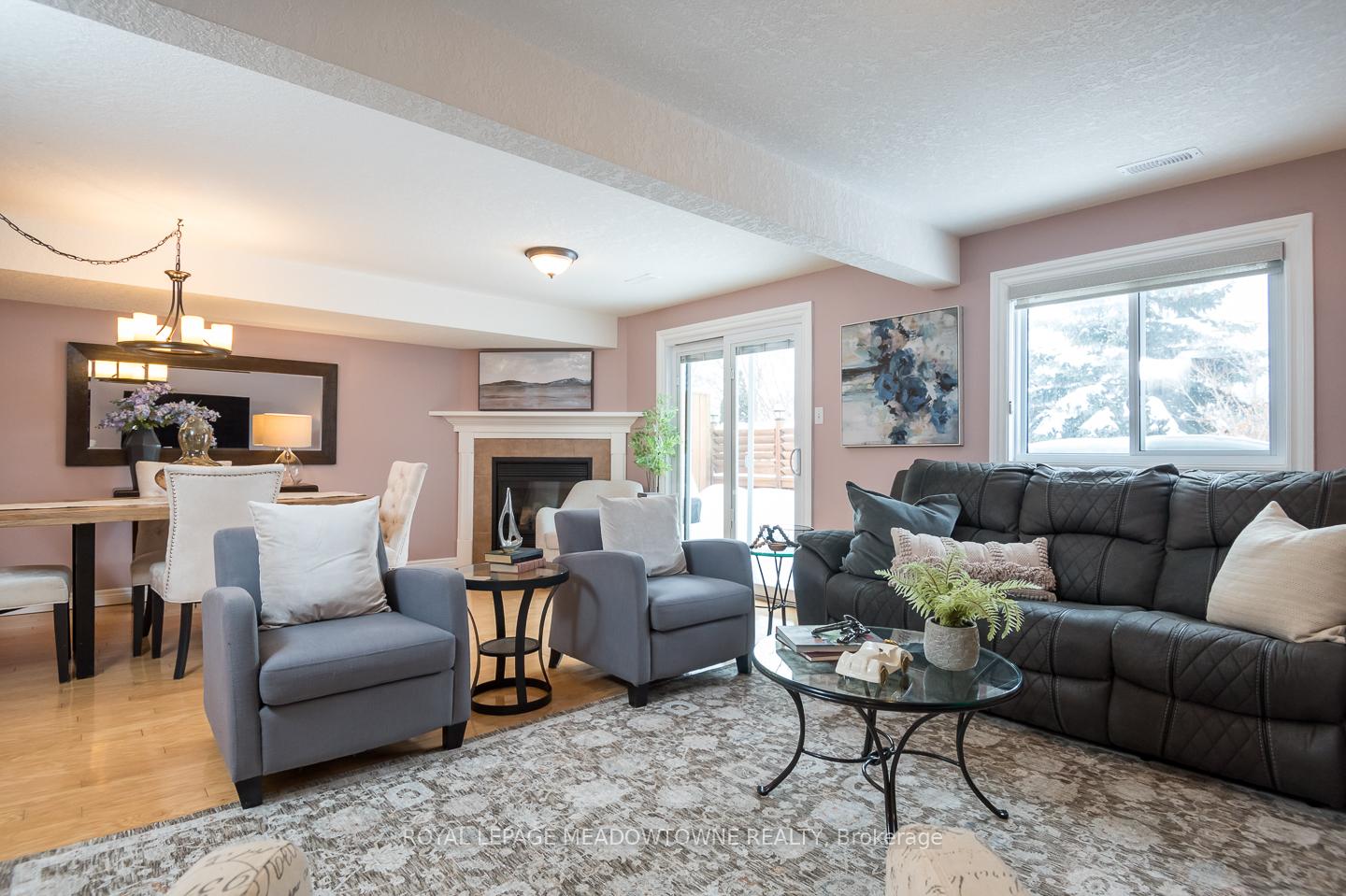 Photo 18 of 52 Beardmore Crescent, Halton Hills, Acton — HOMEH