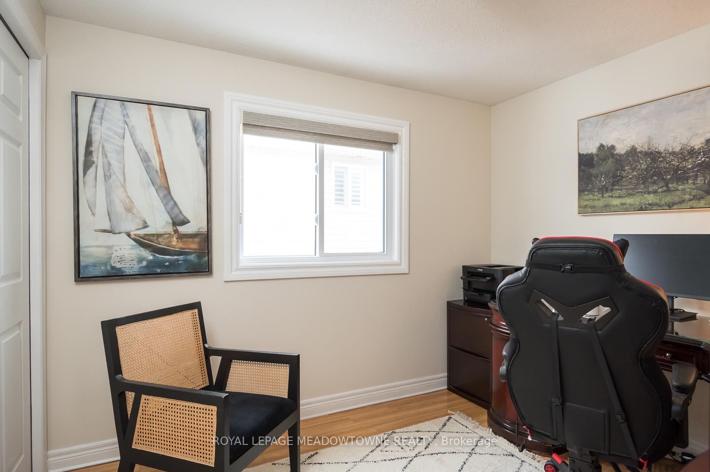 Photo 28 of 52 Beardmore Crescent, Halton Hills, Acton — HOMEH